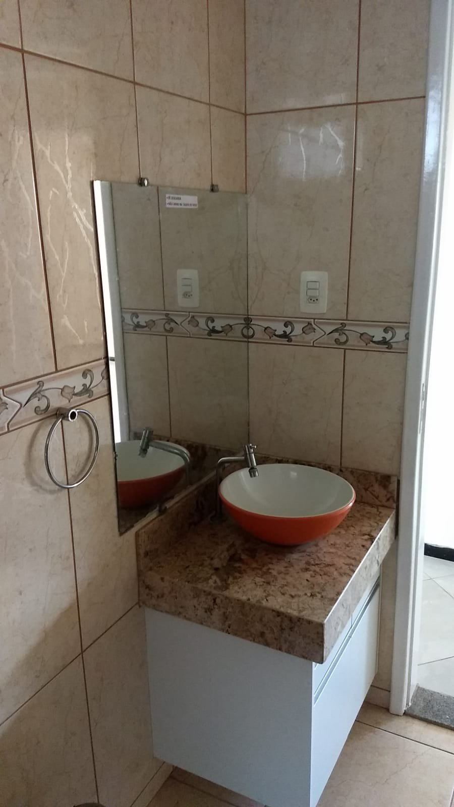 Vista externa completa do terreno comercial Pirapora